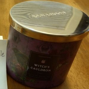 Goose Creek 3 wick candle Witch's Cauldron